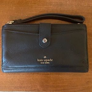 Almost new black Kate Spade Wristlet